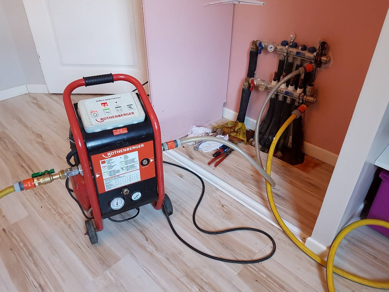 Sancaktepe Safa Vaillant Hermetik Şofben Kombi Bakımı